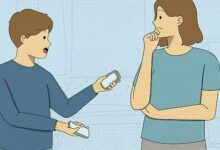 माता-पिता को नया फोन खरीदने के लिए कैसे मनाएं
