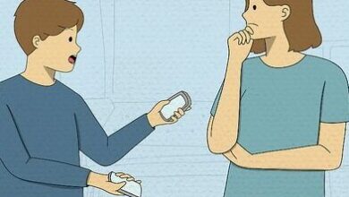 माता-पिता को नया फोन खरीदने के लिए कैसे मनाएं